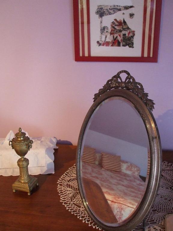 Le Moulin D'Hys Bed & Breakfast La Cropte Room photo