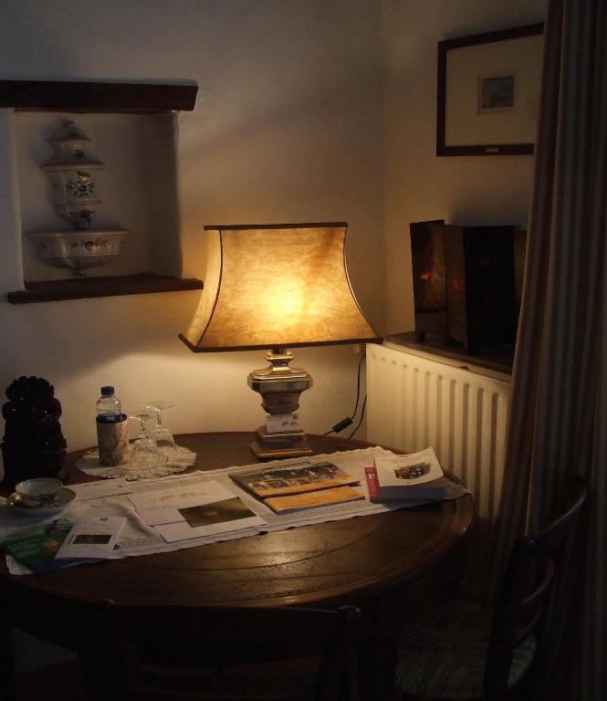 Le Moulin D'Hys Bed & Breakfast La Cropte Room photo