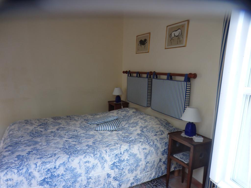 Le Moulin D'Hys Bed & Breakfast La Cropte Exterior photo