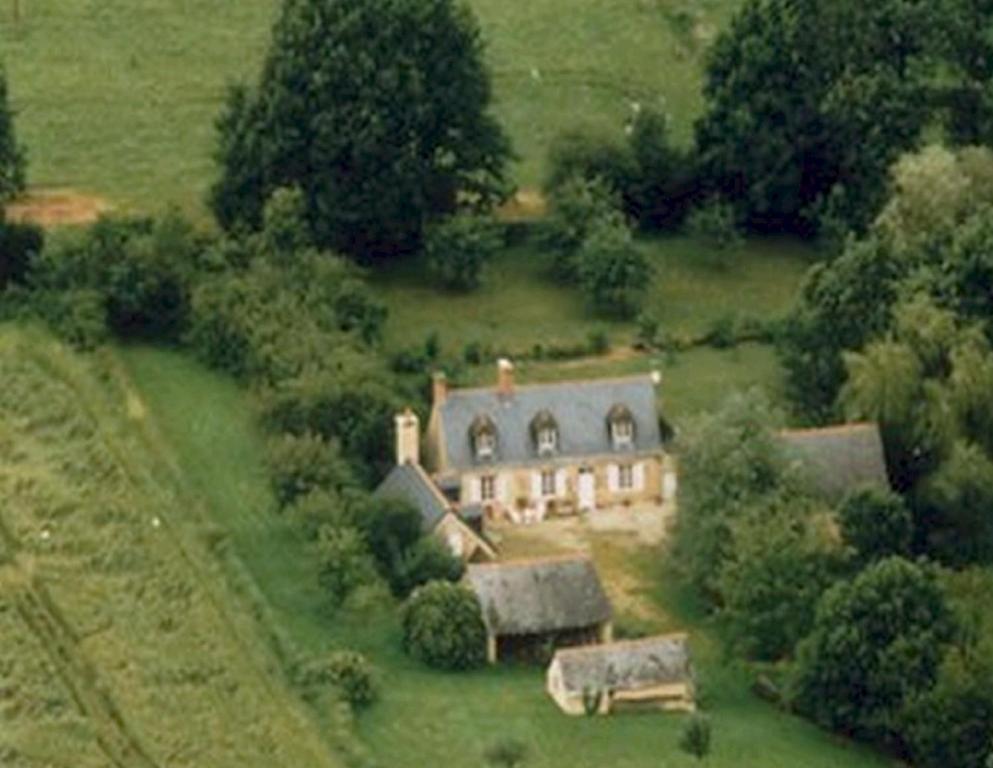 Le Moulin D'Hys Bed & Breakfast La Cropte Exterior photo